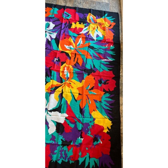 Vtg 1970’s Floral Oversize Scarf Shawl Wrap Black Background Multicolored Italy - Picture 7 of 9